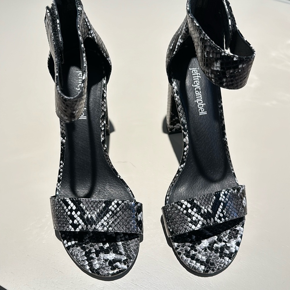 Women's Sandals